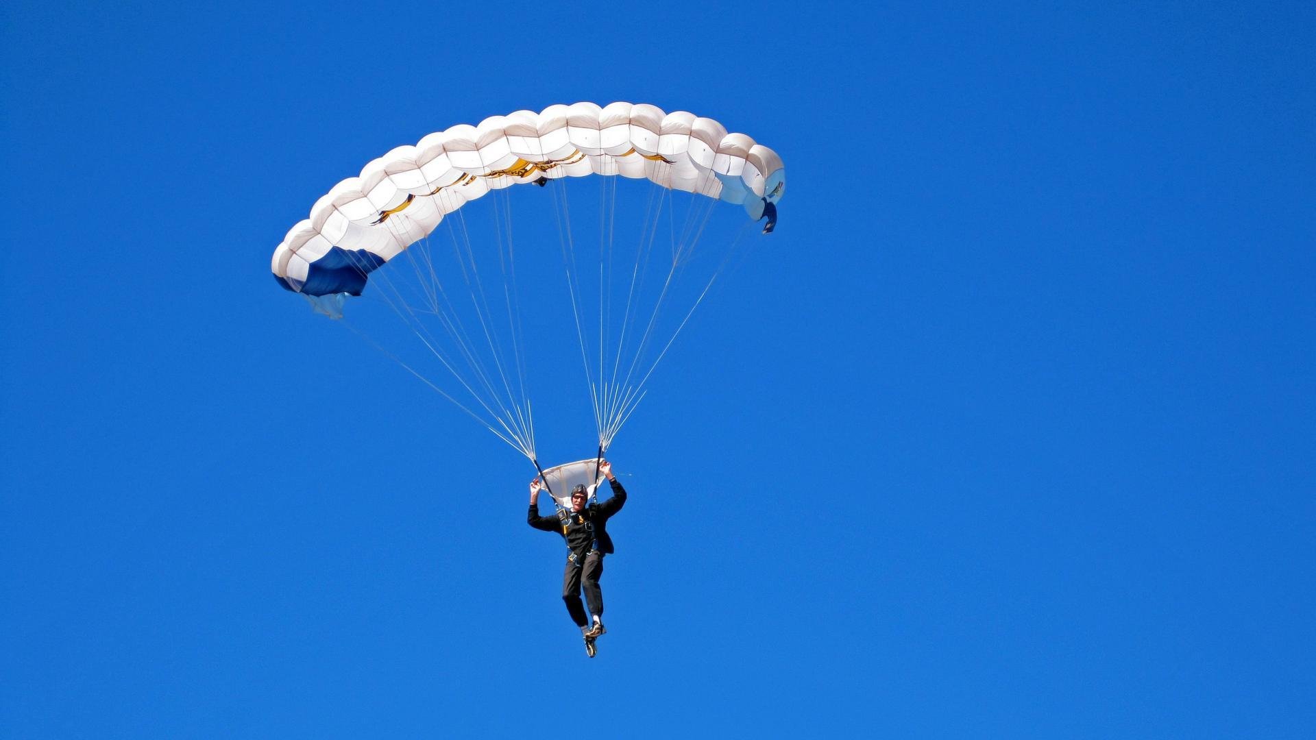 普拉提课程在女性健身人群中受欢迎，普拉提课程视频教程全集